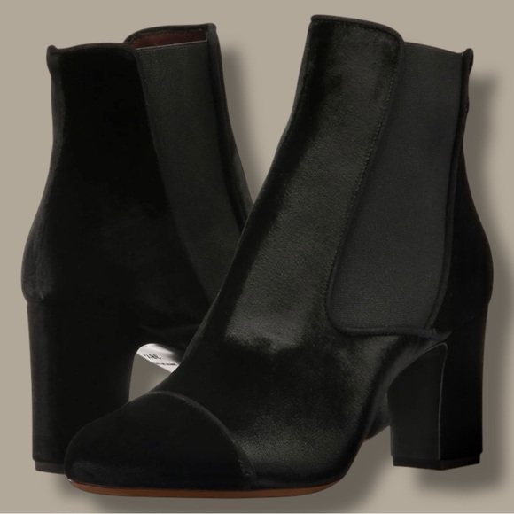 Tabitha Simmons ‘Kiki’ Black Velvet Ankle Boots Size 41 = U.S. Size 11 - Picture 3 of 16